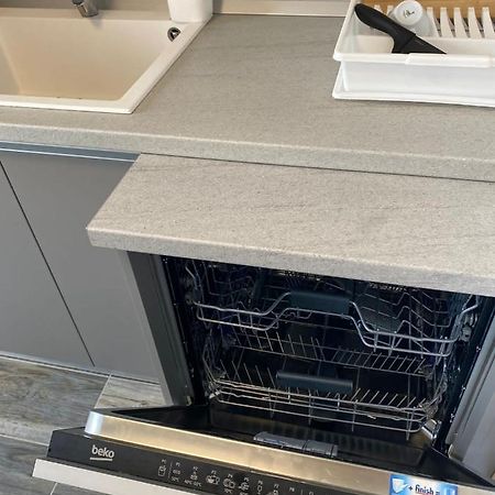 Alesandru Apartament 피테슈티 외부 사진